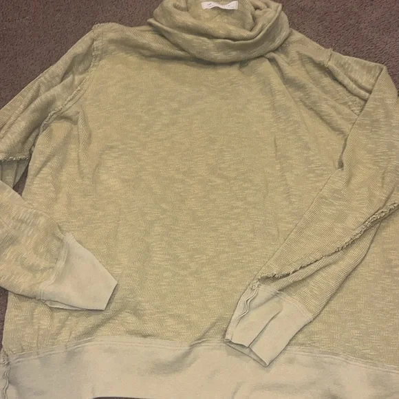 Free People NWOT We the Free‎ Moss Timmy Turtle Cowl Neck Cotton Tunic Top L - Picture 4 of 6